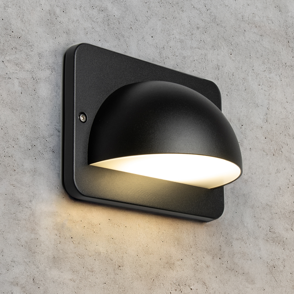 Rennes 10 Watt LED Outdoor Wall Light - Black - Image 3