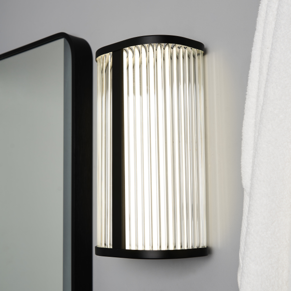 Nayru Bathroom LED CCT Wall Light, Matt black - Image 2